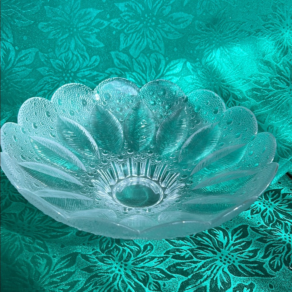 Beautiful Lausitzer Glas, Lead Crystal Medea Dew Drop Bowl